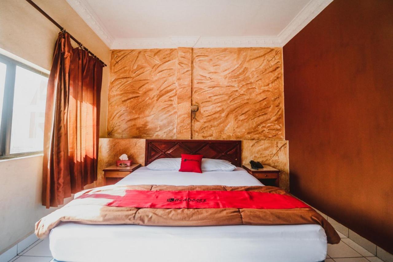 Reddoorz Plus Near Jambi Prima Mall Kültér fotó