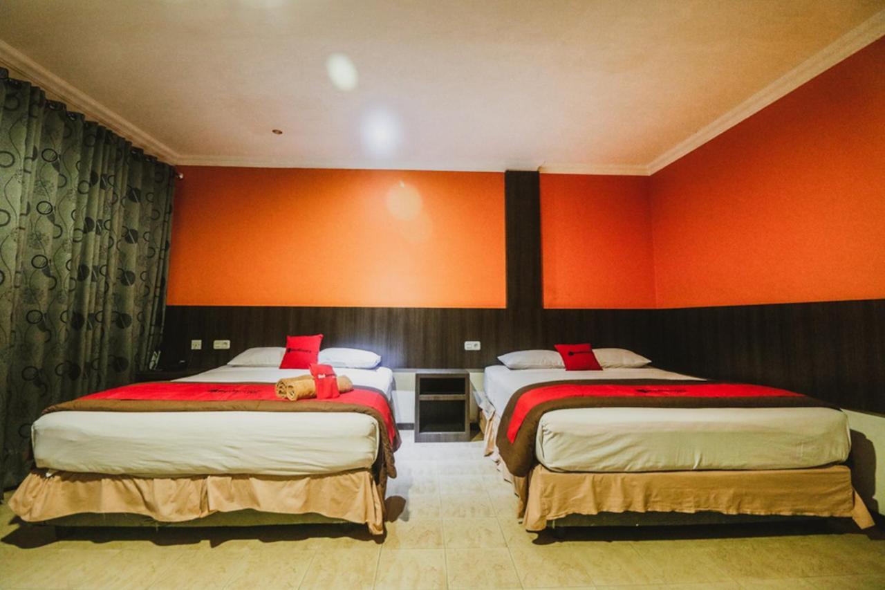 Reddoorz Plus Near Jambi Prima Mall Kültér fotó