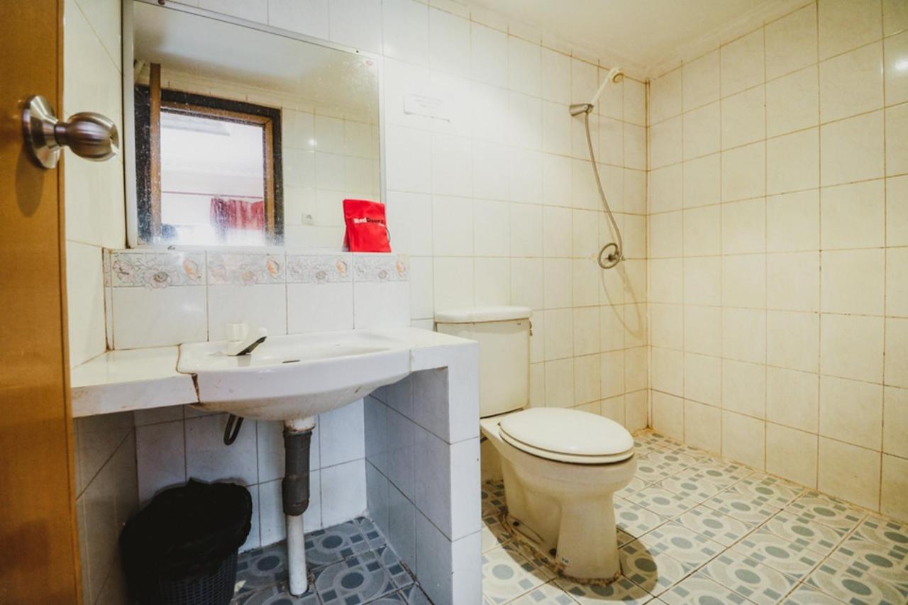 Reddoorz Plus Near Jambi Prima Mall Kültér fotó