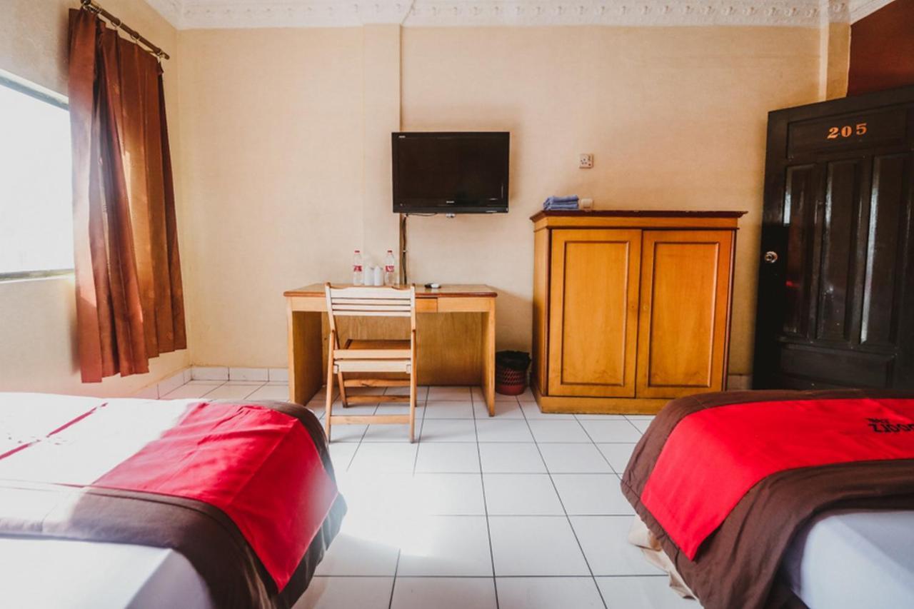 Reddoorz Plus Near Jambi Prima Mall Kültér fotó
